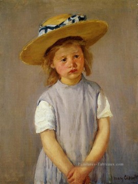  enfants - Petite fille dans un grand chapeau de paille et un Pinnafore mères des enfants Mary Cassatt